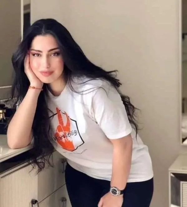 نورا علي